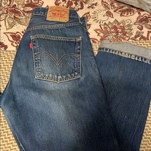 Vintage Levi mom jeans